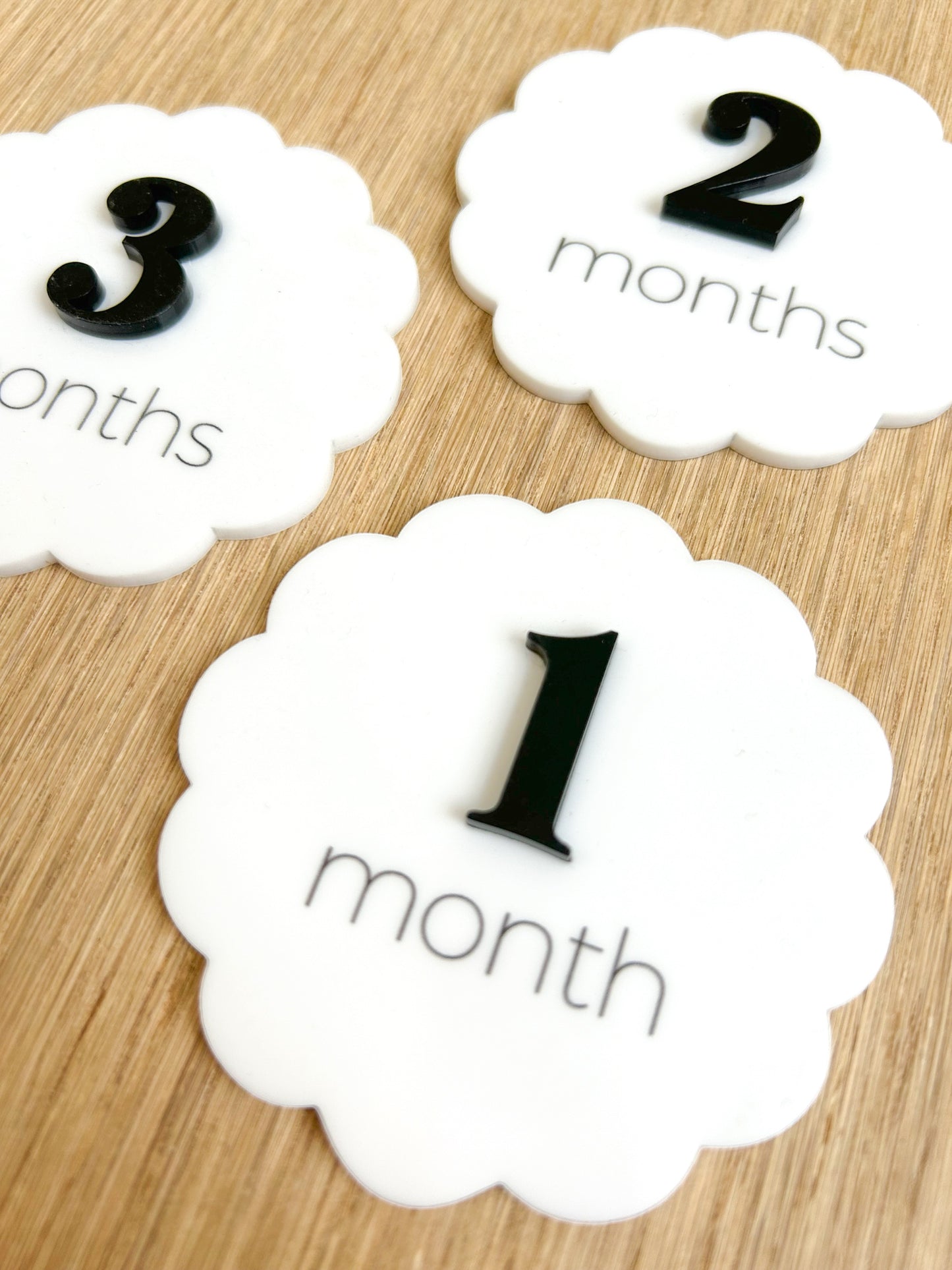 Scalloped Monthly Baby Milestone Discs